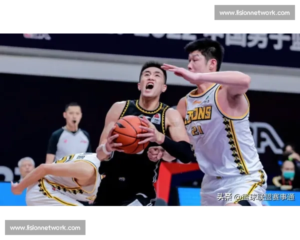 广东男篮全力备战新赛季 冲击总冠军目标再度起航