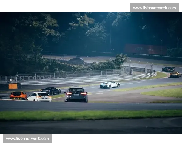 极限挑战越野赛激情时刻全纪录车手们突破极限征服险峻赛道