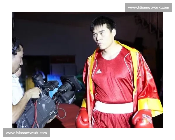 张志磊精彩拳击比赛全程回顾 展现强大实力与不屈斗志